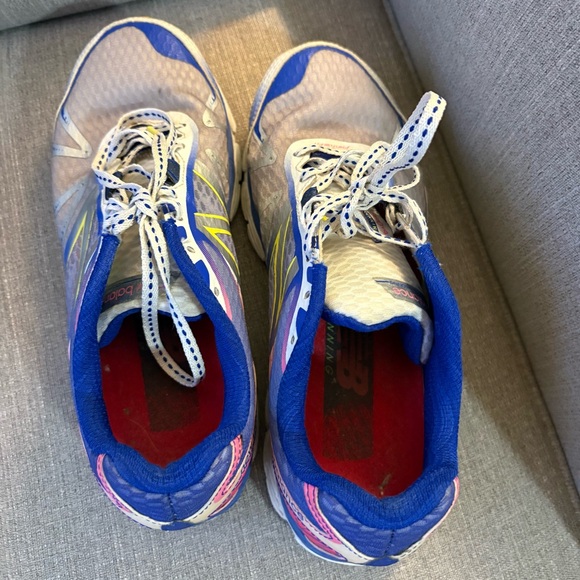 New Balance Women’s 880v4 Fresh Foam Running Shoes Blue And Pink - Size 8 - Picture 8 of 8